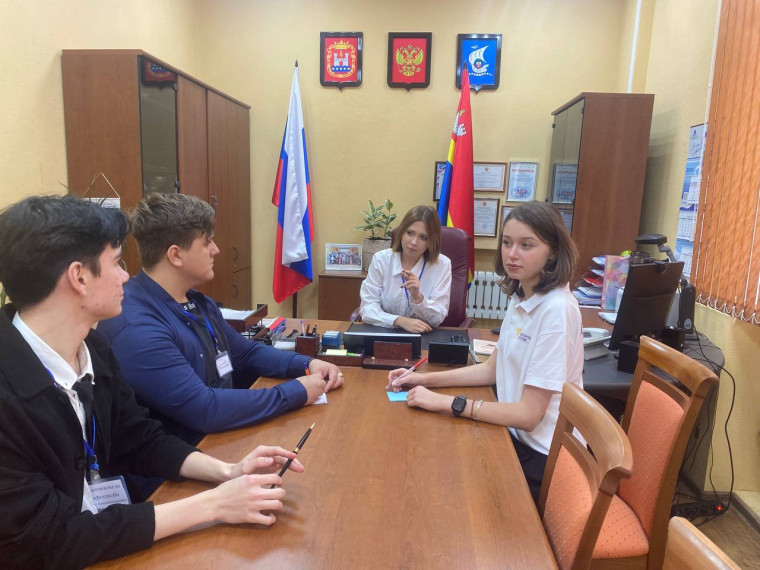 Как в школе отметили День учителя....